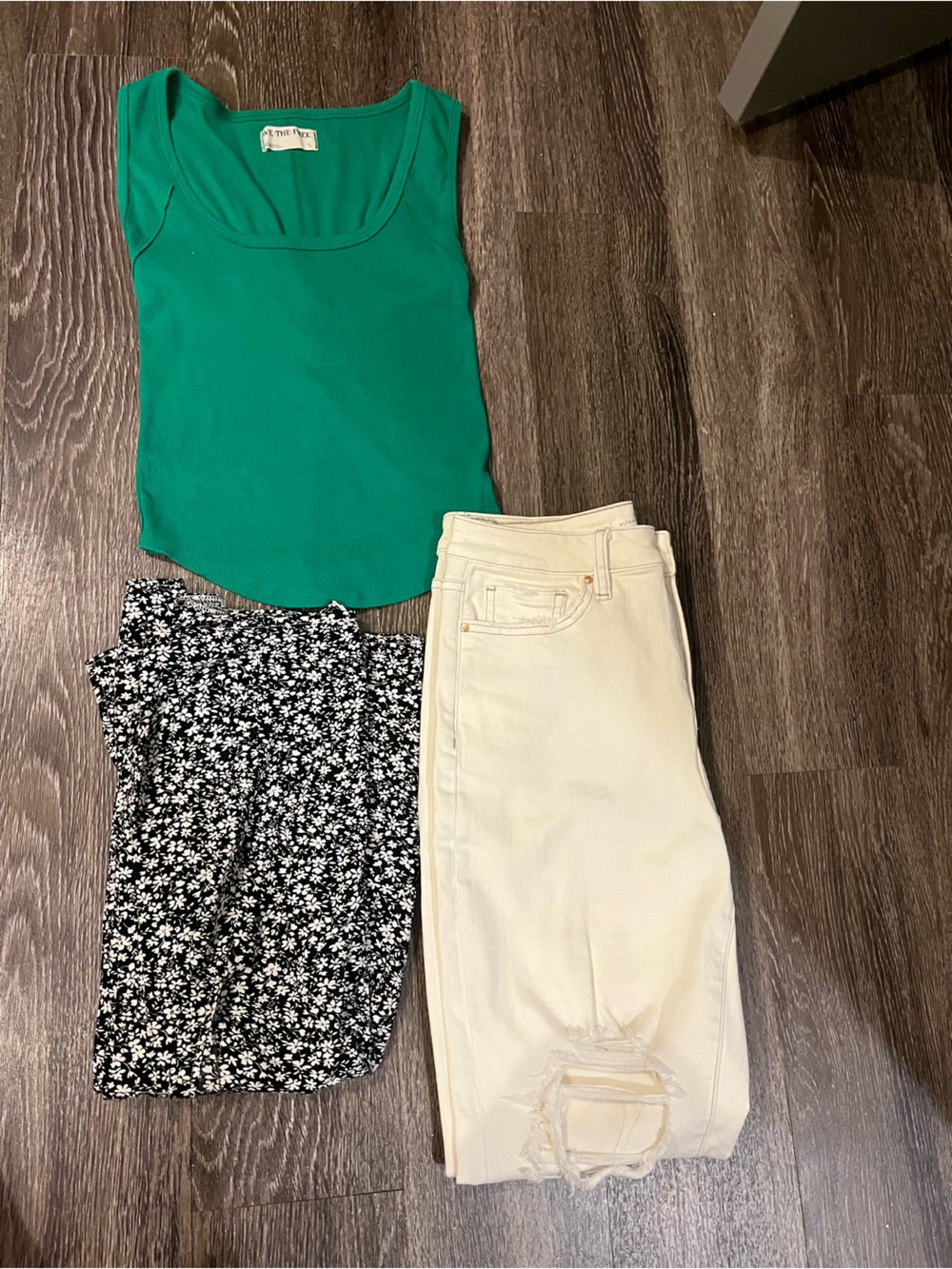Women’s Tank, Skirt, Jeans Bundle